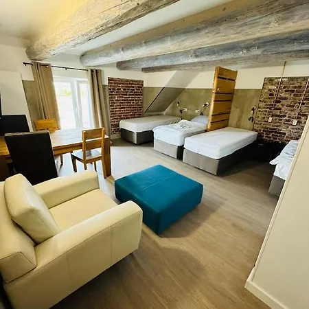 Phoenix 3-zimmer Monteurwohnung Mit *riesiger* Parkflache * Bielefeld